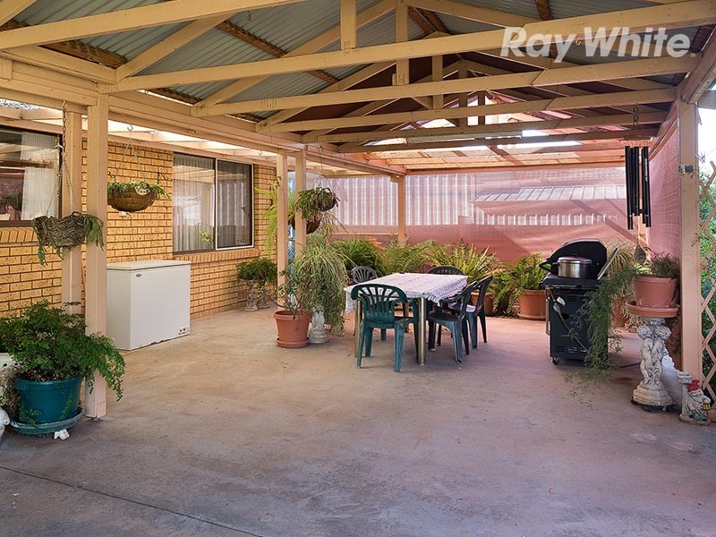 137 High Street, Howlong NSW 2643