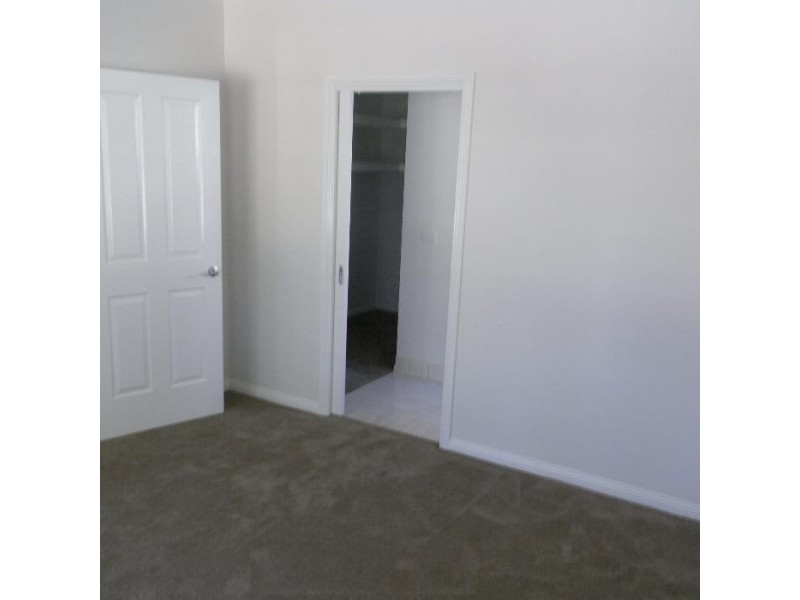 43 Pell Street, Howlong NSW 2643