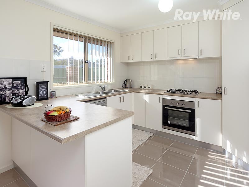 2/576 Hague Street, Lavington NSW 2641