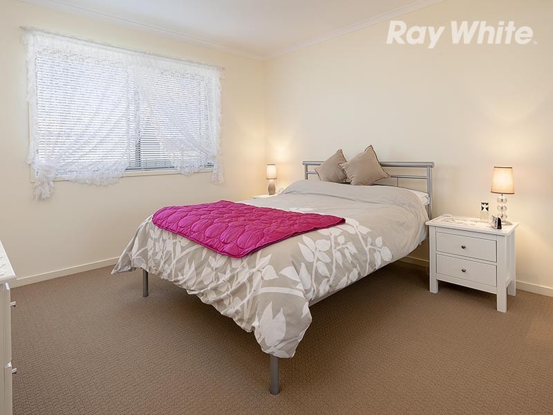 2/576 Hague Street, Lavington NSW 2641