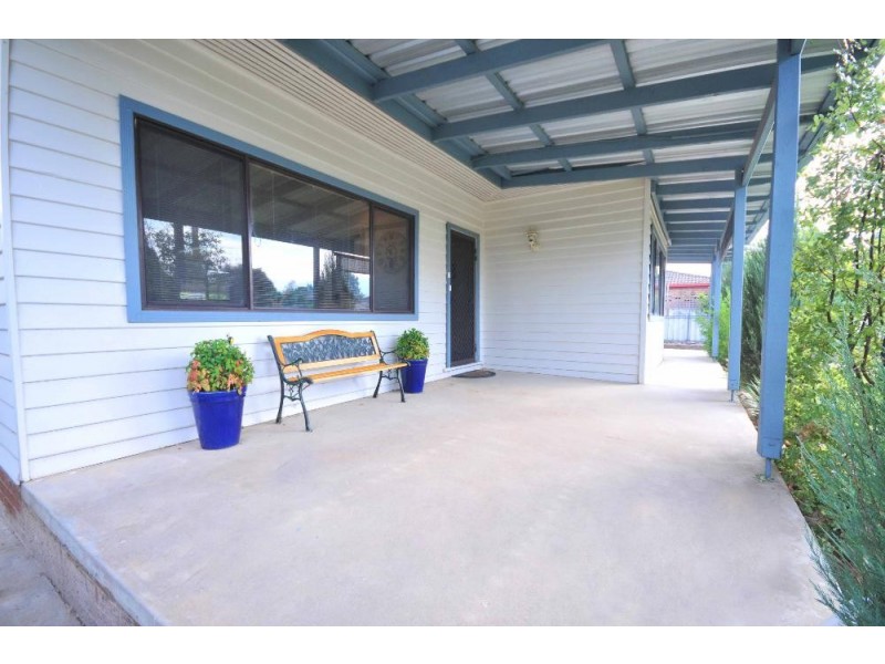 561 Prune Street, Lavington NSW 2641