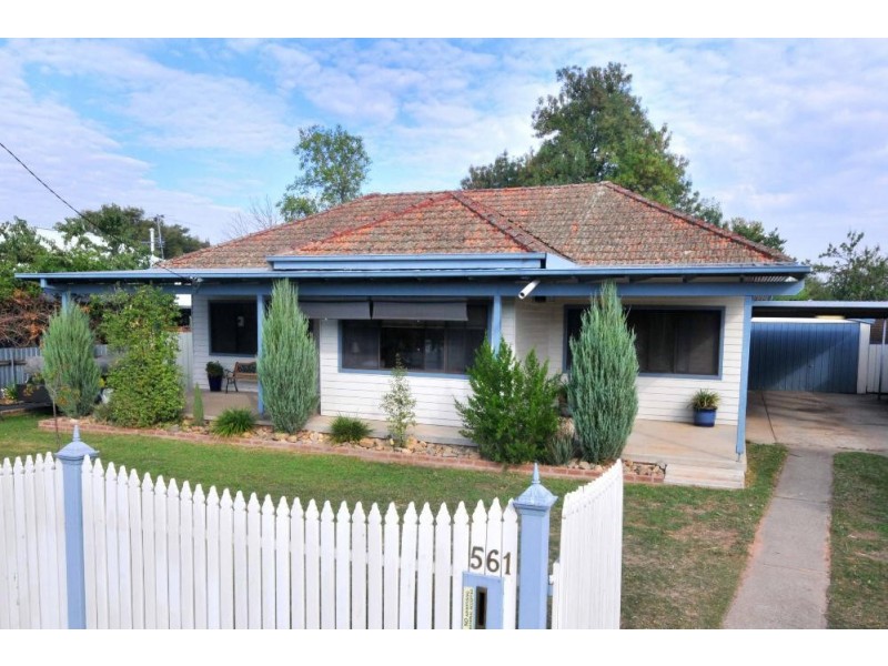 561 Prune Street, Lavington NSW 2641