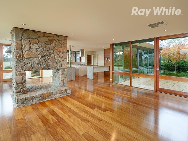 21 Abbott Drive, Lavington NSW 2641