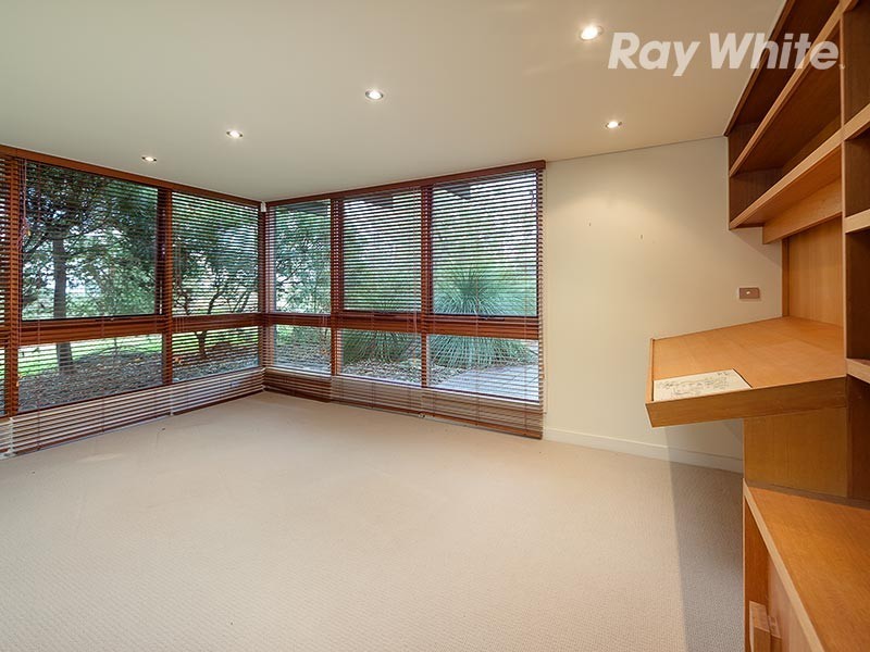 21 Abbott Drive, Lavington NSW 2641