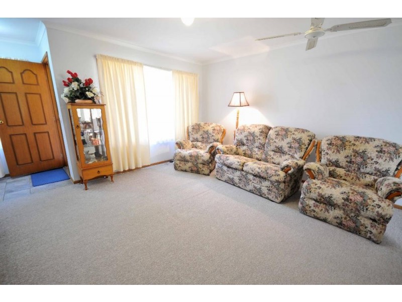 3/381 Dick Road, Lavington NSW 2641