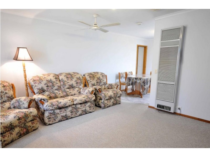 3/381 Dick Road, Lavington NSW 2641