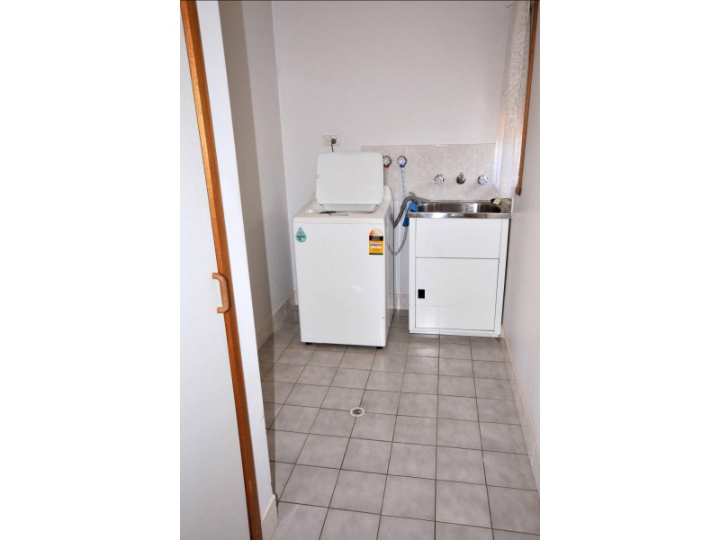 3/381 Dick Road, Lavington NSW 2641