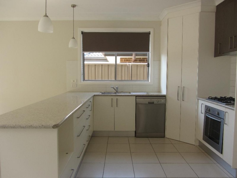 15 Stringybark Court, Thurgoona NSW 2640