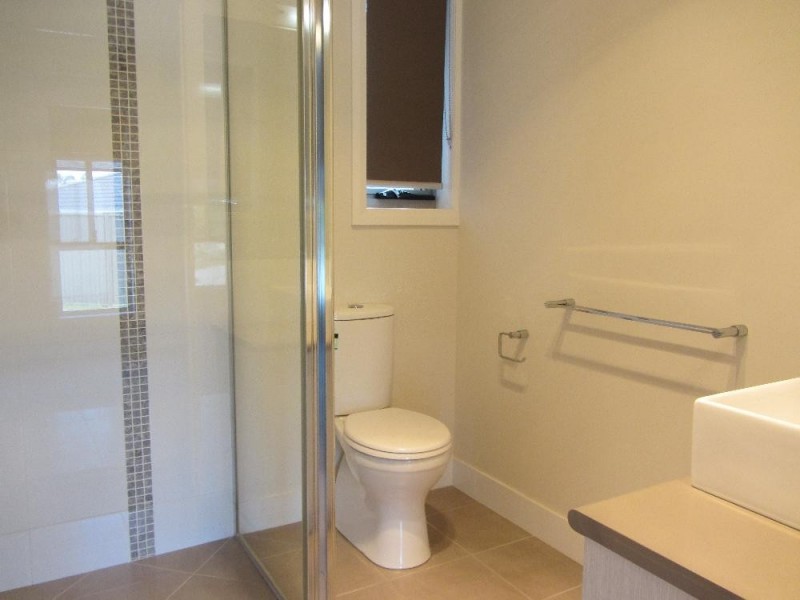 15 Stringybark Court, Thurgoona NSW 2640