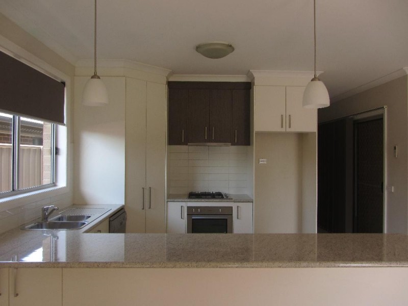 15 Stringybark Court, Thurgoona NSW 2640