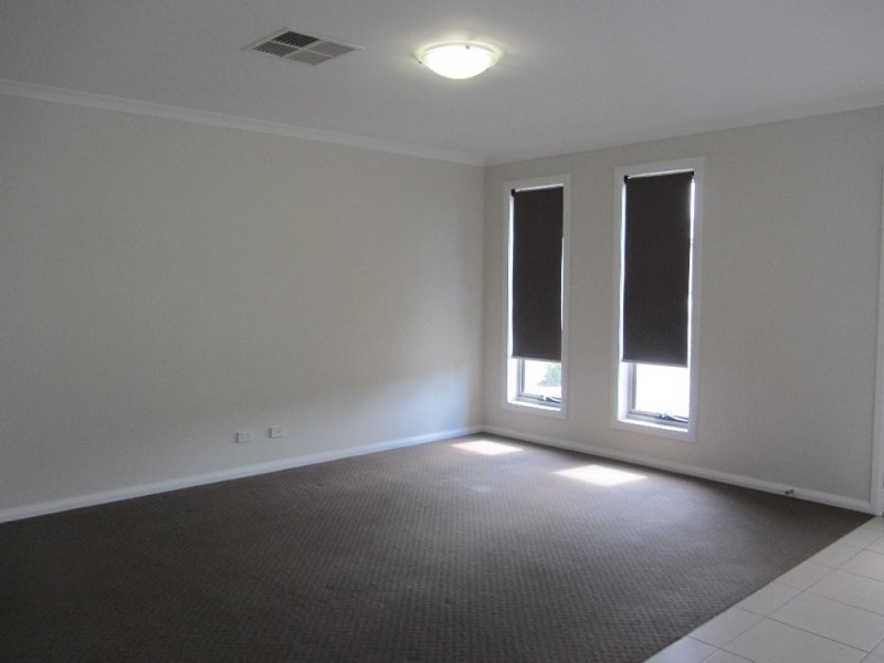 15 Stringybark Court, Thurgoona NSW 2640