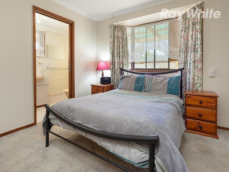 149 Bank Street, Howlong NSW 2643