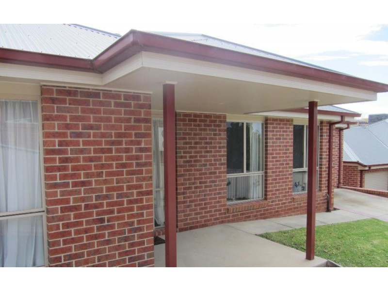 2/406 Halehaven Crescent, Lavington NSW 2641