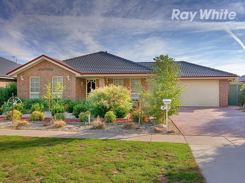 4 Emily Court, Howlong NSW 2643