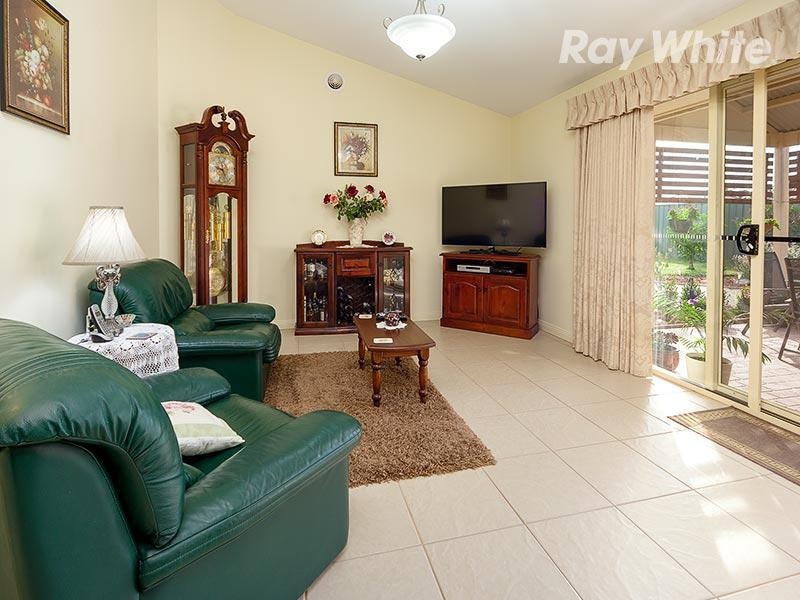 4 Emily Court, Howlong NSW 2643