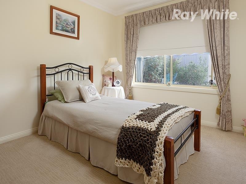 4 Emily Court, Howlong NSW 2643