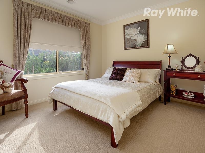 4 Emily Court, Howlong NSW 2643