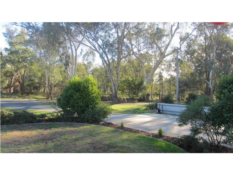 73 Wood Street, Jindera NSW 2642