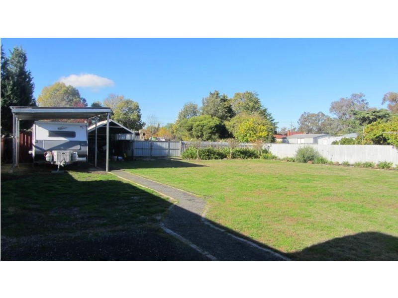 73 Wood Street, Jindera NSW 2642