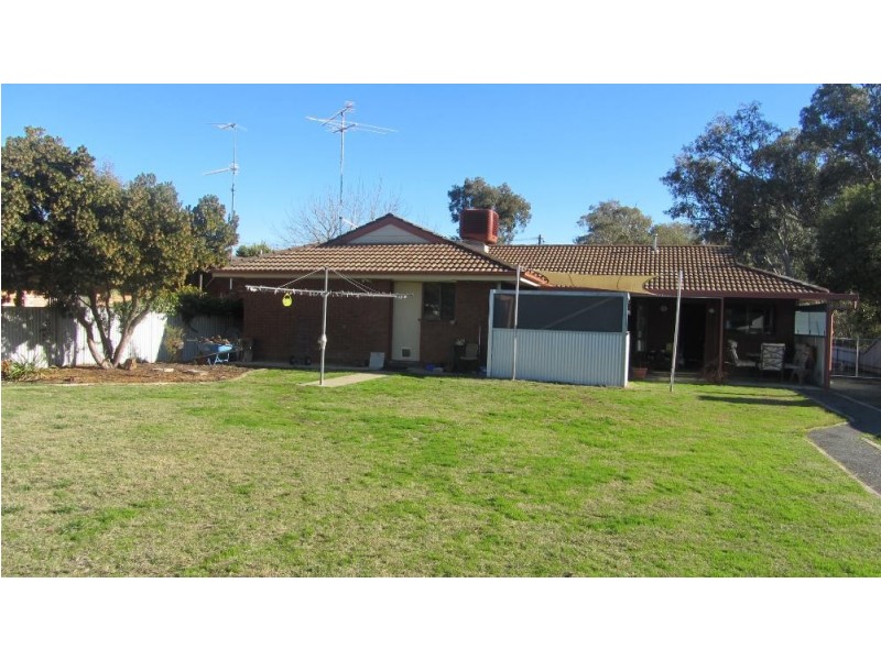 73 Wood Street, Jindera NSW 2642