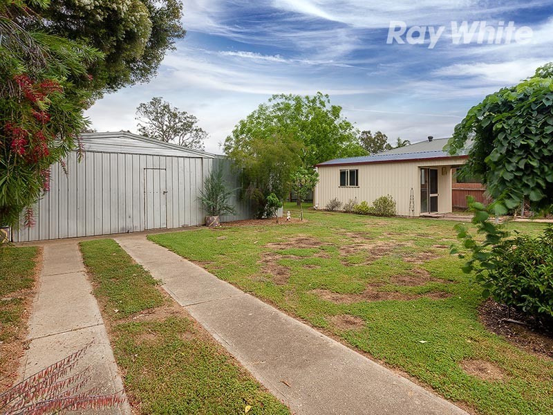 136 Bank Street, Howlong NSW 2643