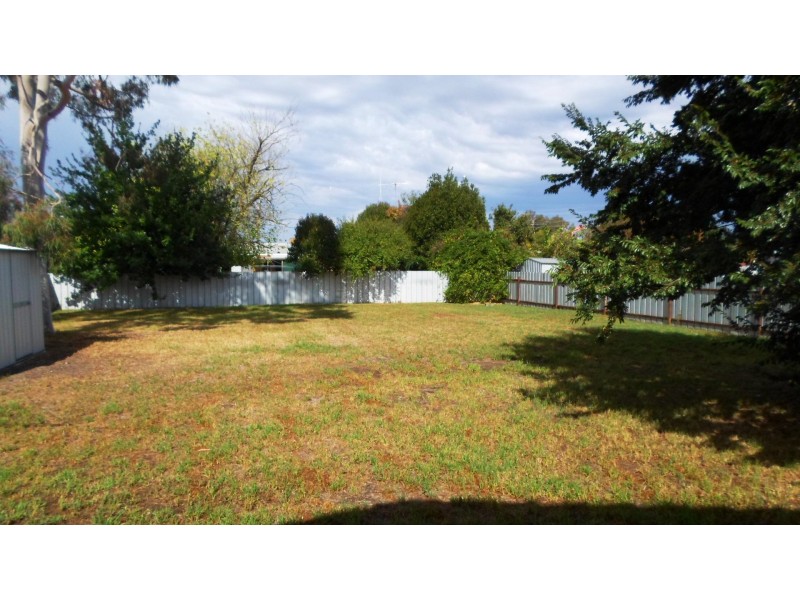 285 Clarence Street, Lavington NSW 2641