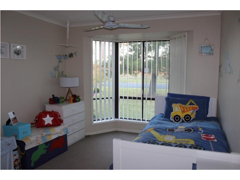 6 Fifield Close, Culcairn NSW 2660