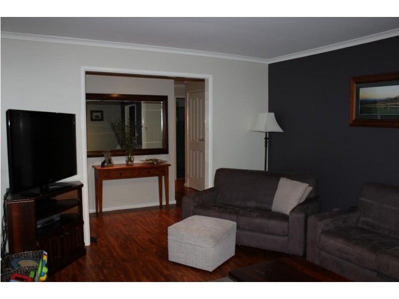 6 Fifield Close, Culcairn NSW 2660