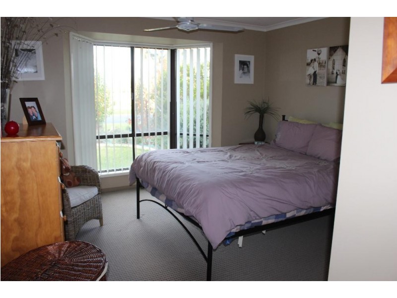 6 Fifield Close, Culcairn NSW 2660