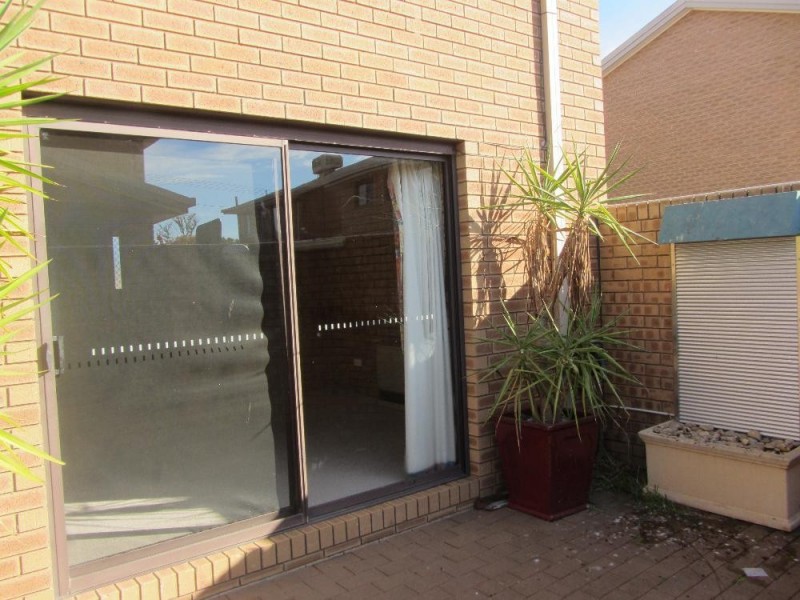 5/411 Bevan Street, Lavington NSW 2641