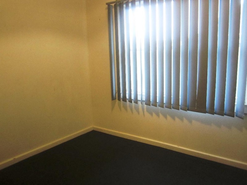 449 Kemp Street, Lavington NSW 2641