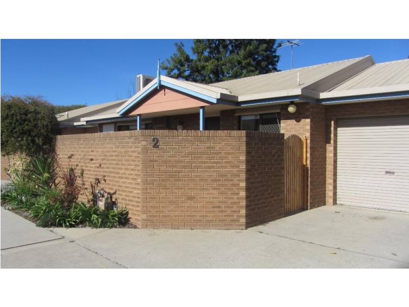 2/252 Olive Street, Albury NSW 2640