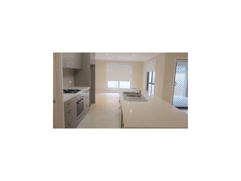 13 Pech Street, Jindera NSW 2642