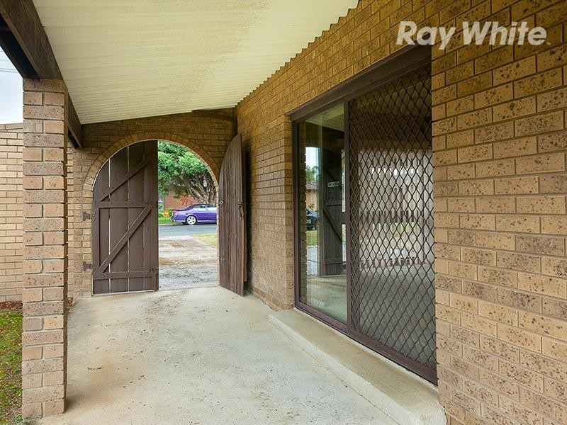 359 Sandrina Drive, Lavington NSW 2641