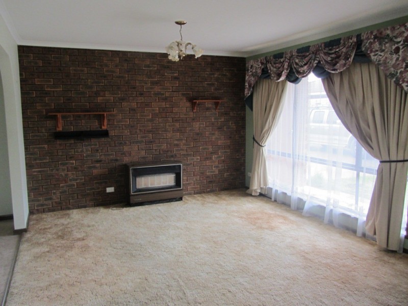 2/8 Brent Court, Lavington NSW 2641