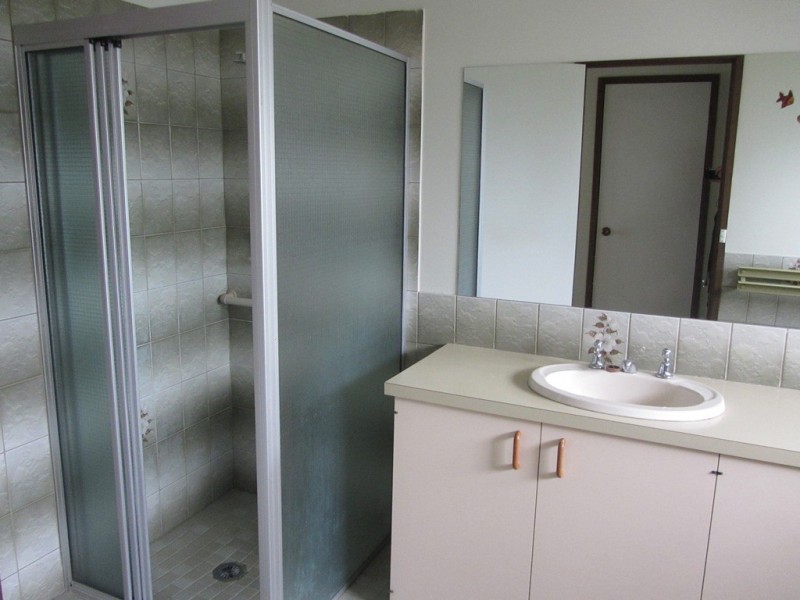 2/8 Brent Court, Lavington NSW 2641