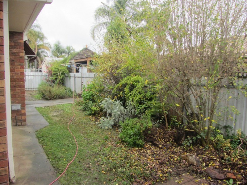 2/8 Brent Court, Lavington NSW 2641