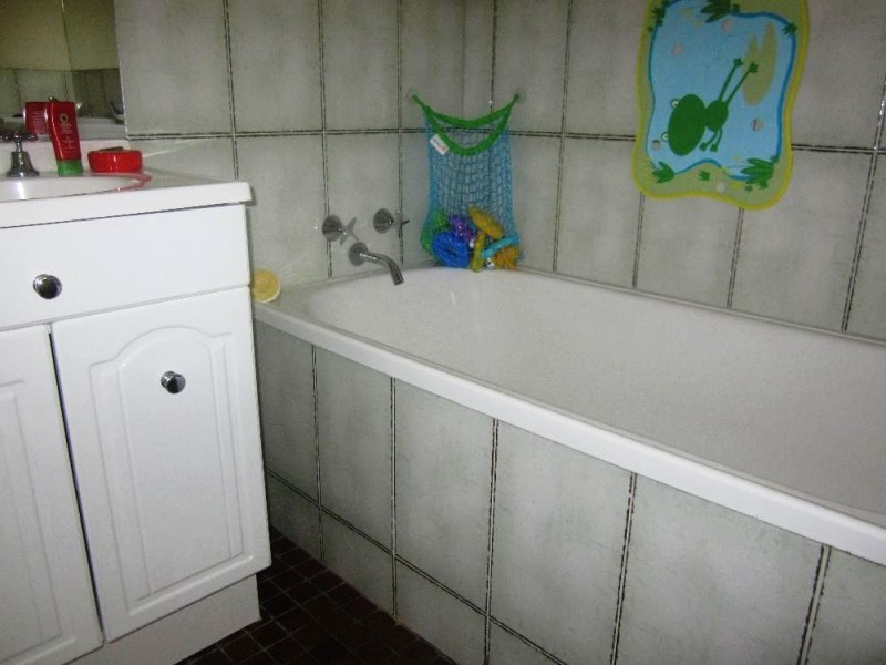 2/307 Moore Street, Lavington NSW 2641