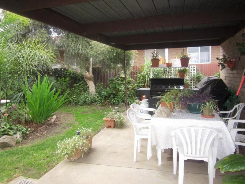 2/307 Moore Street, Lavington NSW 2641