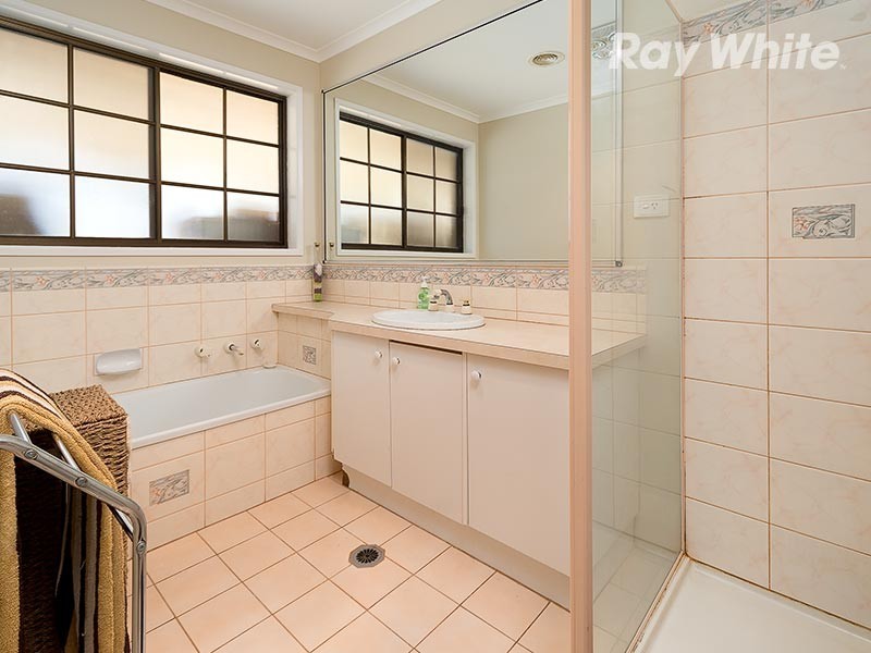 157 Hoddle Street, Howlong NSW 2643