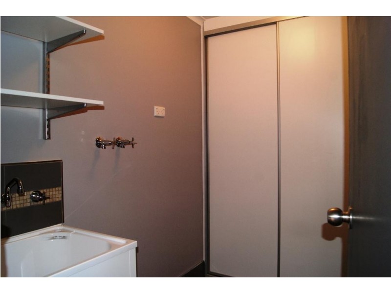 564 Woodbury Court, Lavington NSW 2641