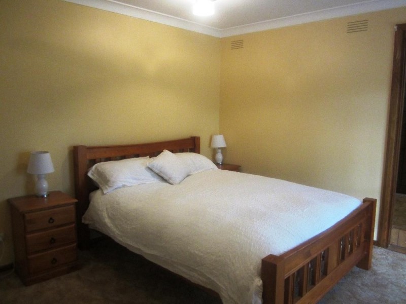 1080 Yarramba Crescent, North Albury NSW 2640