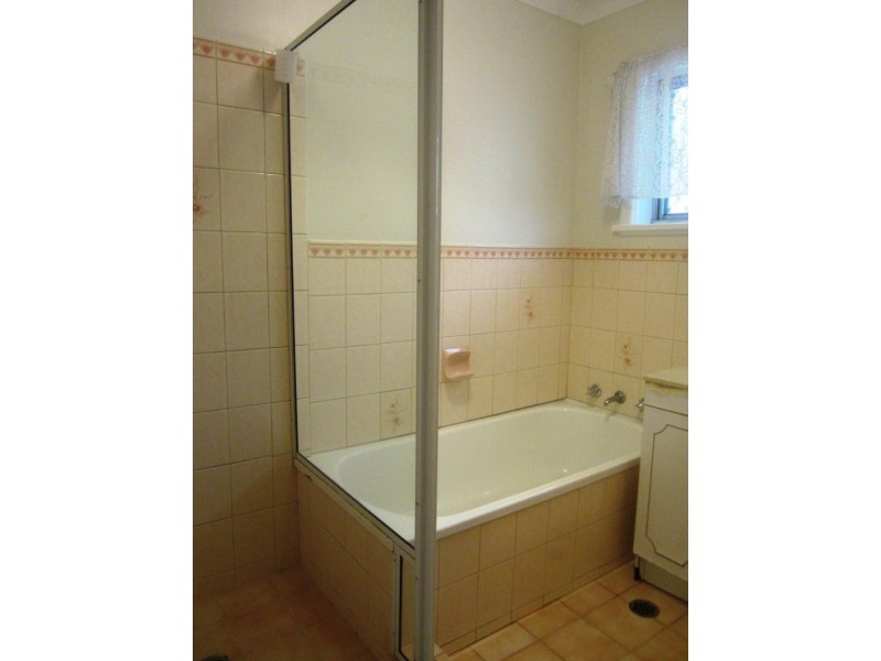 1080 Yarramba Crescent, North Albury NSW 2640