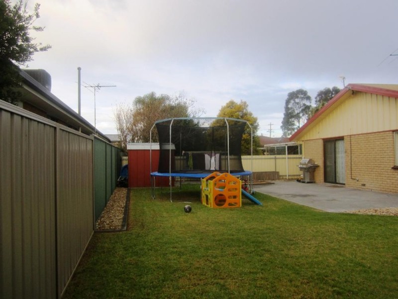 1080 Yarramba Crescent, North Albury NSW 2640