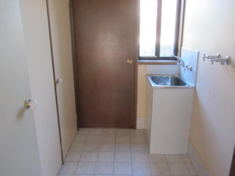 74 Bogong Street, Thurgoona NSW 2640