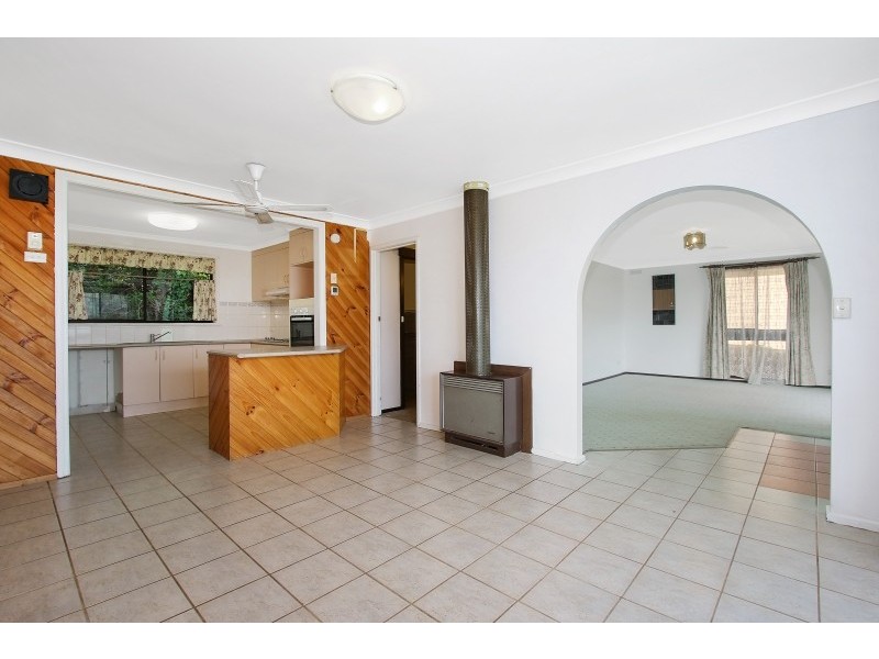 324 Tracy Street, Lavington NSW 2641