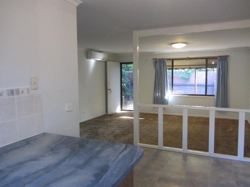 3/559 Kemp Street, Lavington NSW 2641