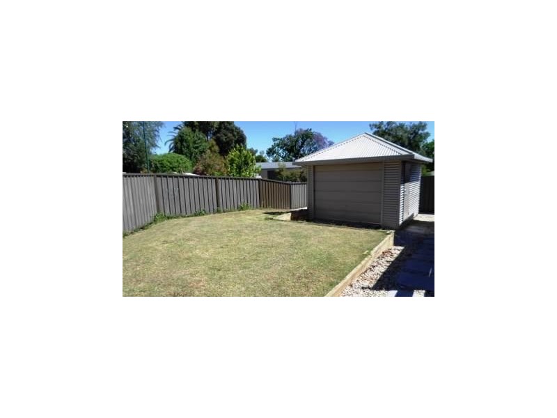 293 Downside Street, East Albury NSW 2640