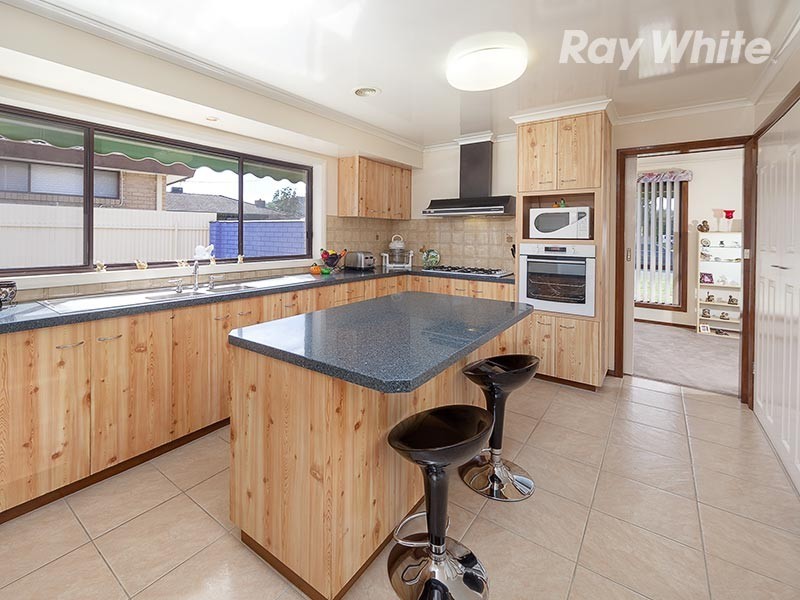 479 Donald Court, Lavington NSW 2641