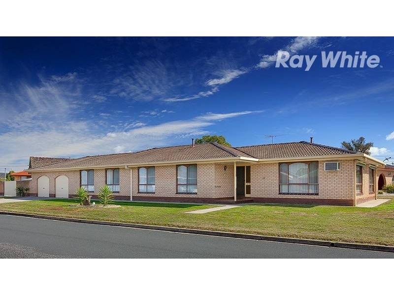 479 Donald Court, Lavington NSW 2641